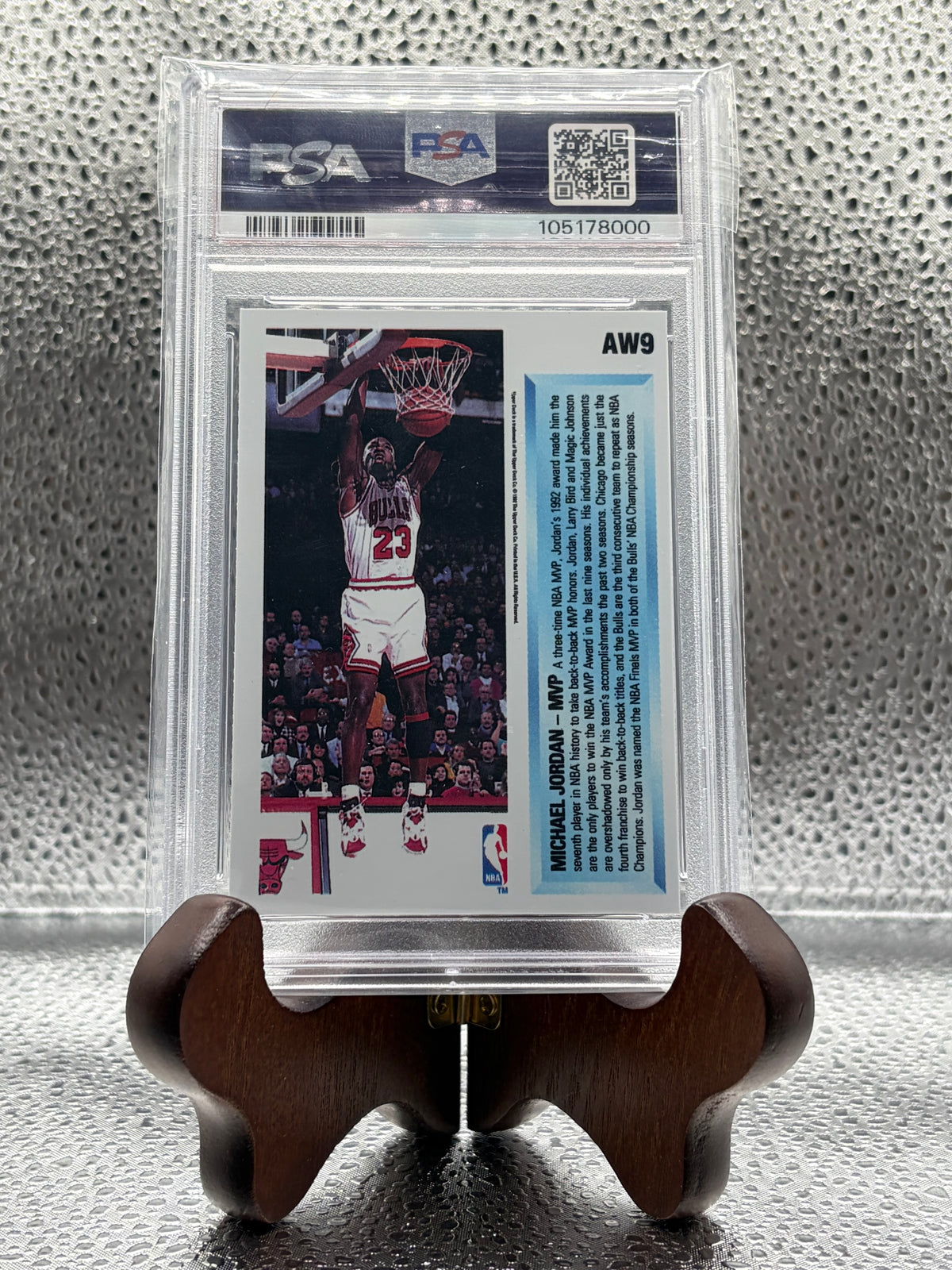 1992 U.D. AWARD WINNER MICHEAL JORDAN HOLOGRAM - PSA 7