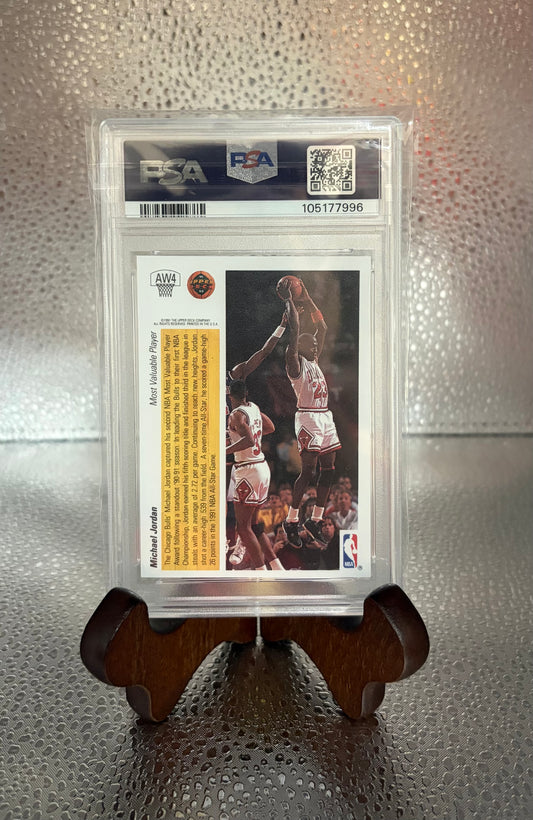 1991 U.D. AWARD WINNER MICHEAL JORDAN HOLOGRAM - PSA 8